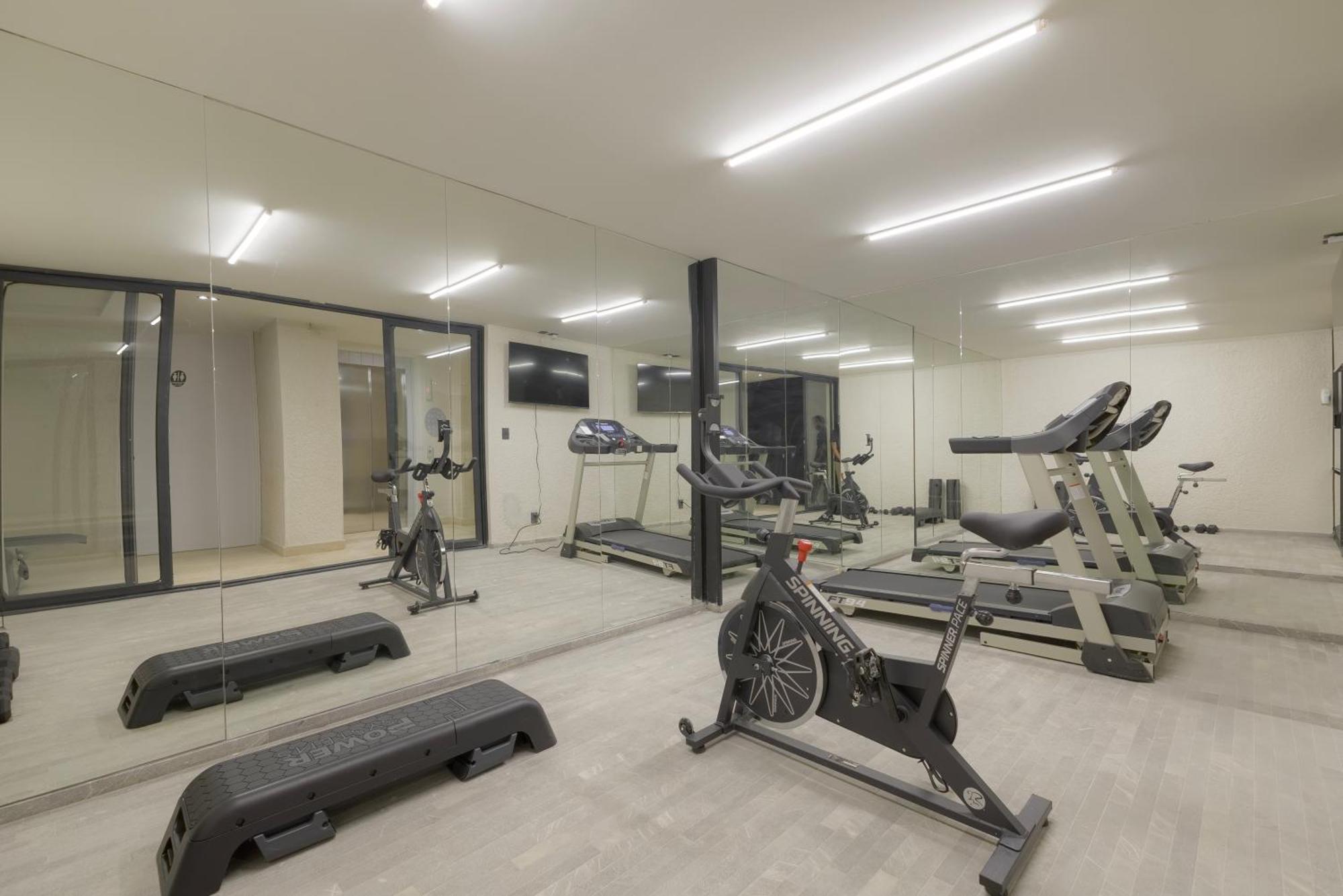 Capitalia - Luxury Apartments - Aristoteles Mexico City Room photo